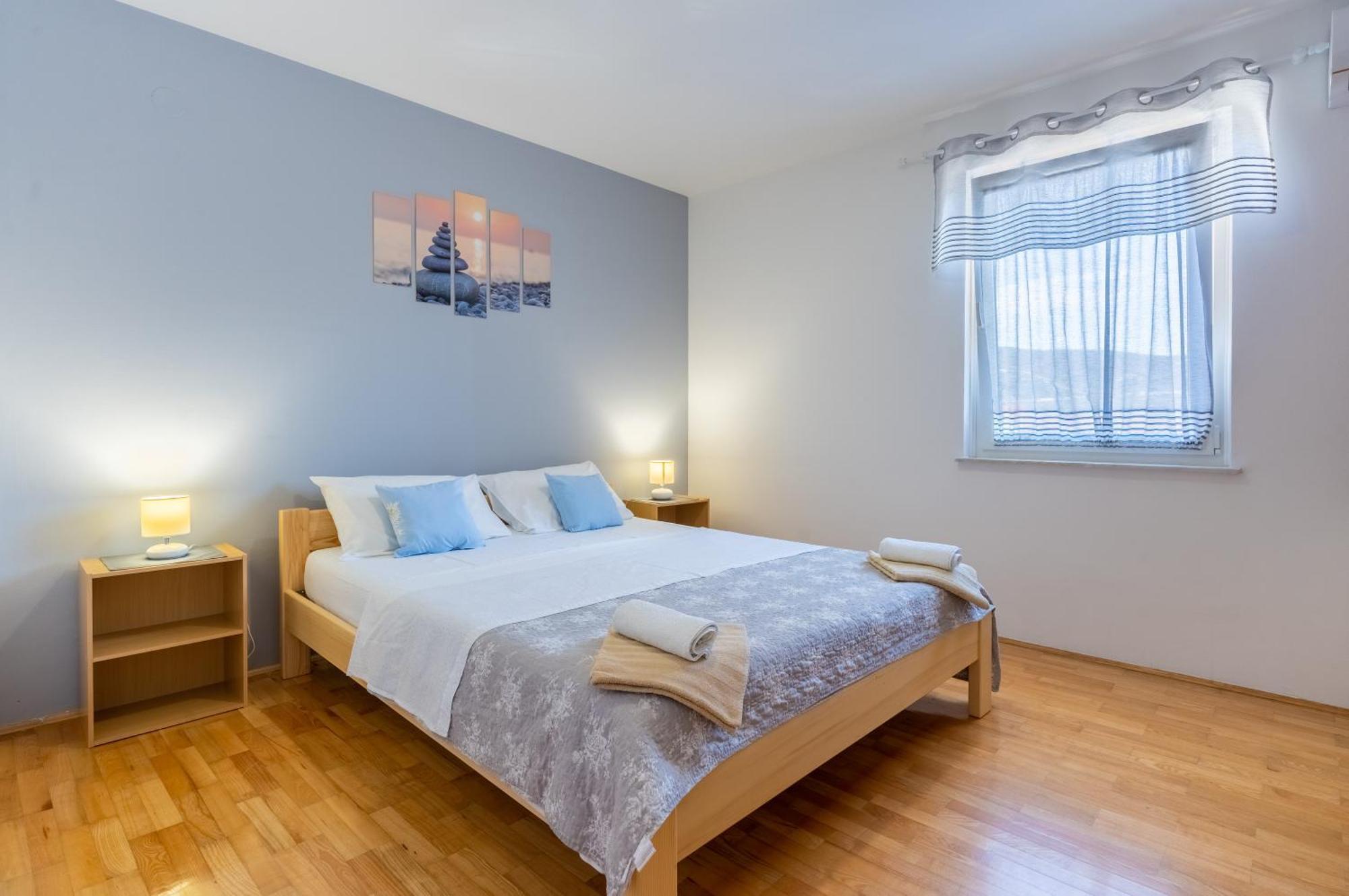 Apartment Kristian Cres Bagian luar foto